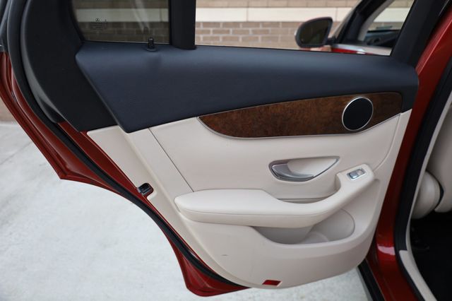 2018 Mercedes-Benz GLC GLC 300 SUV - 22969304 - 16