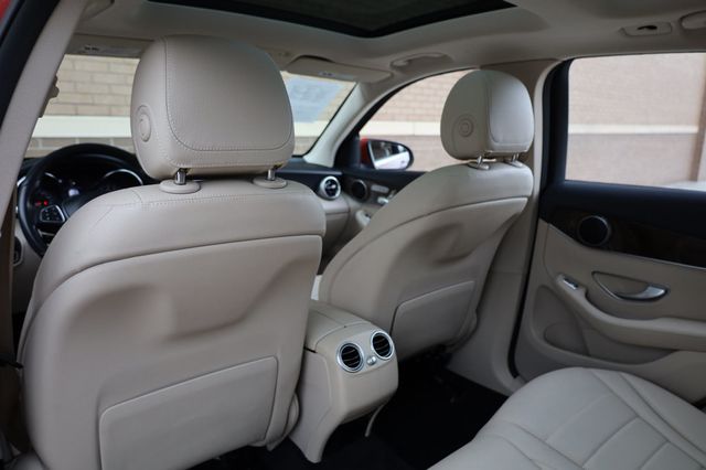 2018 Mercedes-Benz GLC GLC 300 SUV - 22969304 - 17