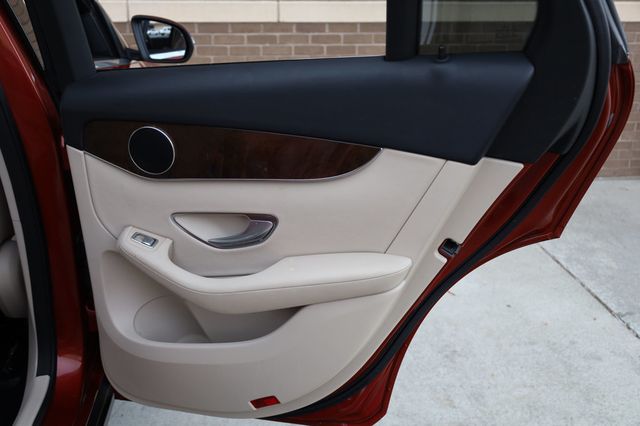 2018 Mercedes-Benz GLC GLC 300 SUV - 22969304 - 20