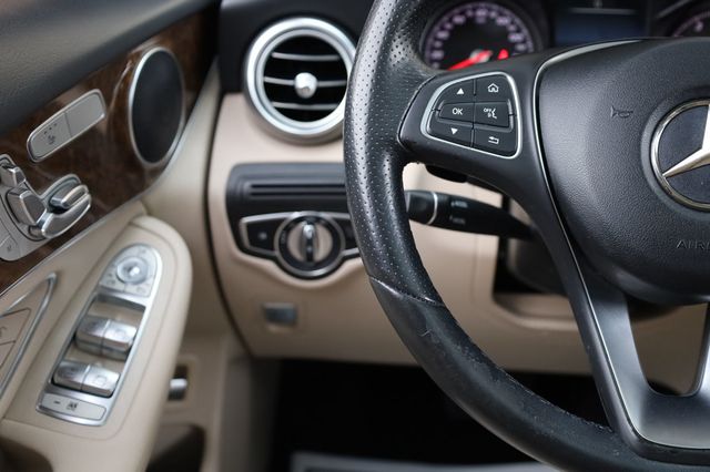 2018 Mercedes-Benz GLC GLC 300 SUV - 22969304 - 27