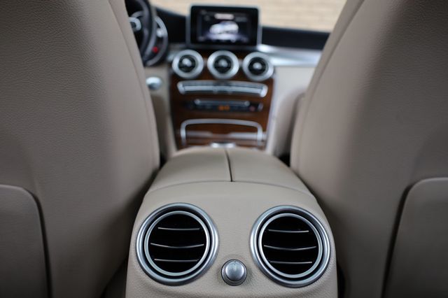 2018 Mercedes-Benz GLC GLC 300 SUV - 22969304 - 35