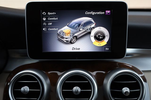 2018 Mercedes-Benz GLC GLC 300 SUV - 22969304 - 37