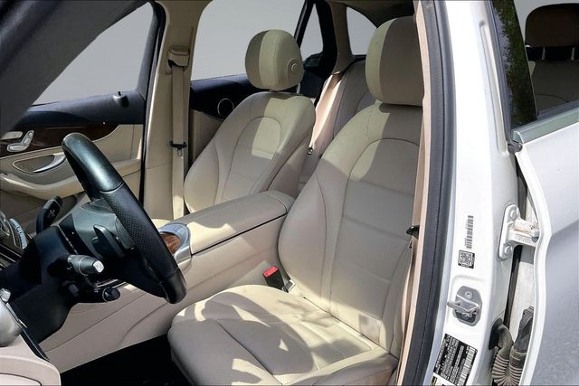 2018 Mercedes-Benz GLC GLC 300 SUV - 23014421 - 9