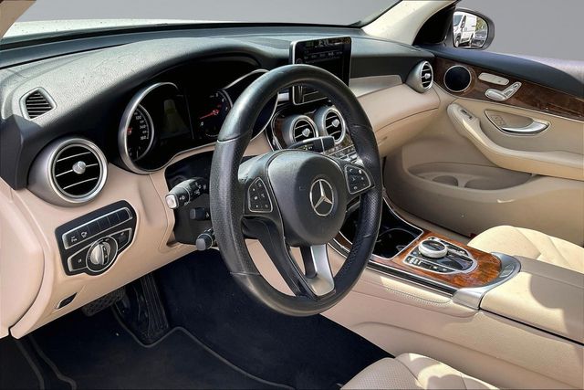 2018 Mercedes-Benz GLC GLC 300 SUV - 23014421 - 10
