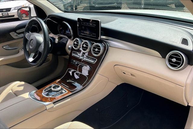 2018 Mercedes-Benz GLC GLC 300 SUV - 23014421 - 12
