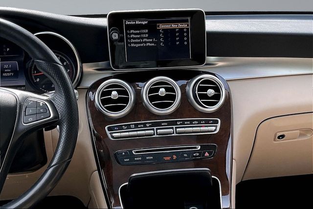 2018 Mercedes-Benz GLC GLC 300 SUV - 23014421 - 24
