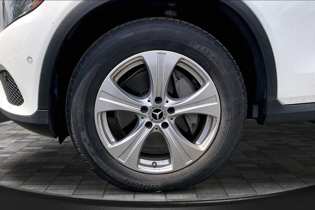 2018 Mercedes-Benz GLC GLC 300 SUV - 23014421 - 40