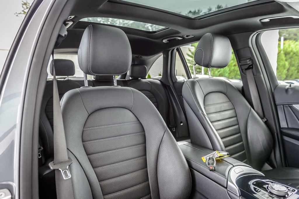 2018 Mercedes-Benz GLC GLC43 4MATIC AMG - PANO ROOF - NAV - BACKUP CAM - BLUETOOTH  - 22918605 - 41