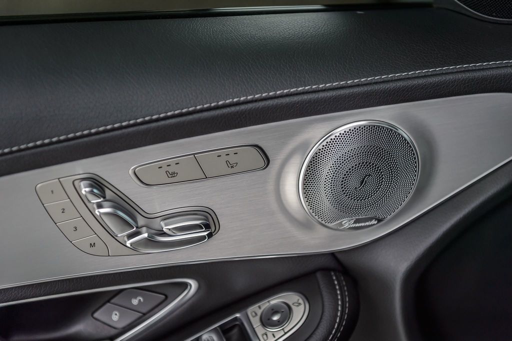 2018 Mercedes-Benz GLC GLC43 4MATIC AMG - PANO ROOF - NAV - BACKUP CAM - BLUETOOTH  - 22918605 - 51