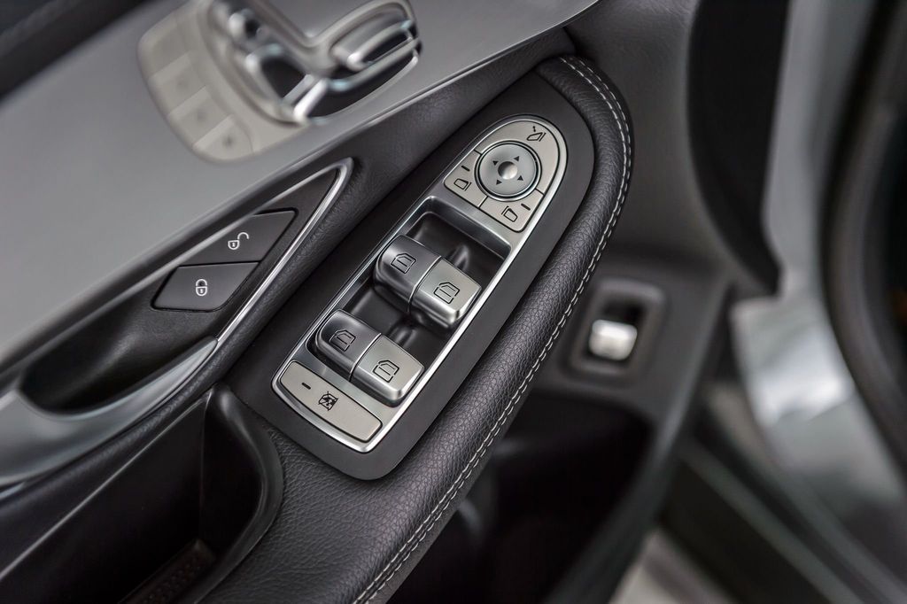 2018 Mercedes-Benz GLC GLC43 4MATIC AMG - PANO ROOF - NAV - BACKUP CAM - BLUETOOTH  - 22918605 - 52