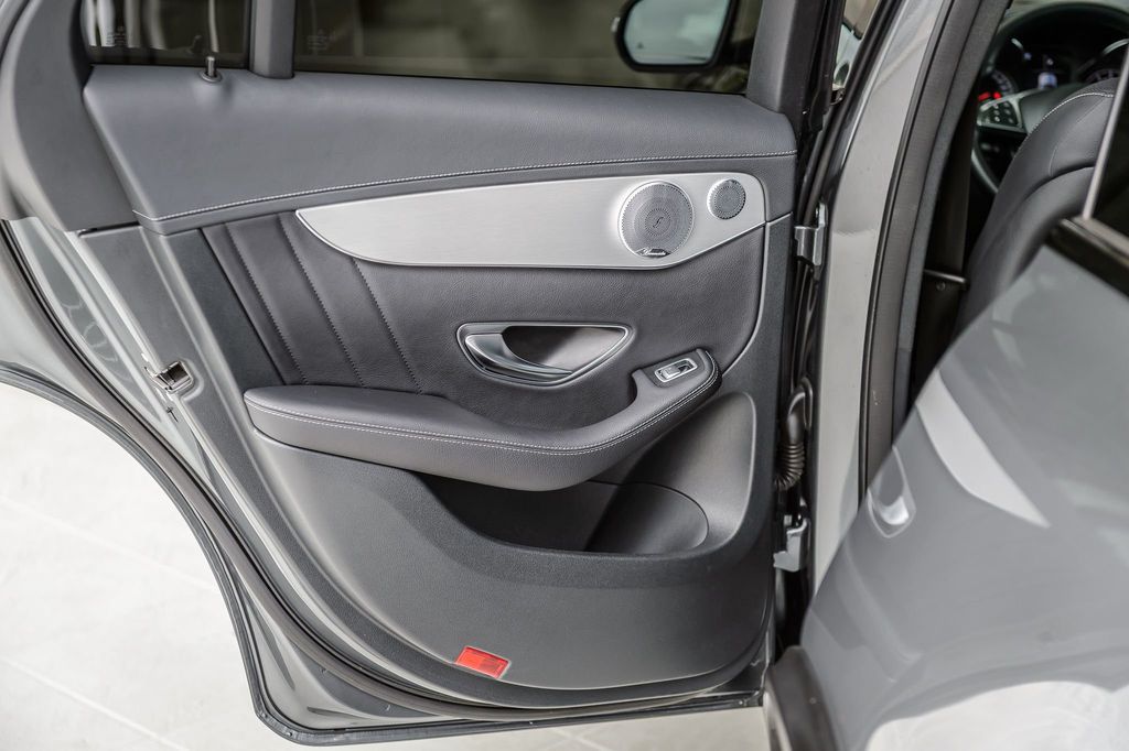 2018 Mercedes-Benz GLC GLC43 4MATIC AMG - PANO ROOF - NAV - BACKUP CAM - BLUETOOTH  - 22918605 - 54