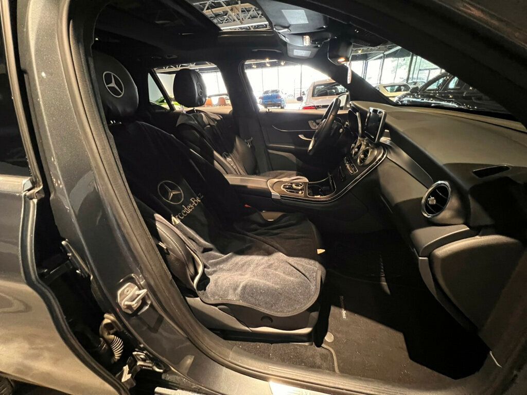2018 Mercedes-Benz GLC LocalTrade/ParkAssistPkg/PremiumPkg/SmartPhonePkg/PanoRoof - 22994701 - 15