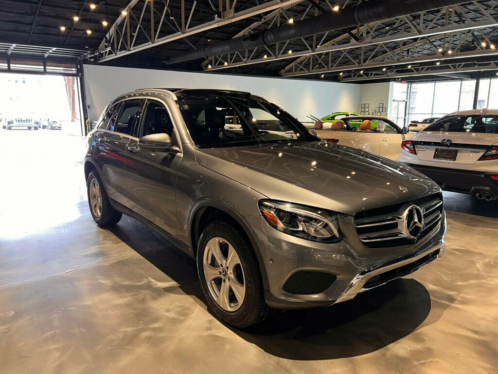 2018 Mercedes-Benz GLC LocalTrade/ParkAssistPkg/PremiumPkg/SmartPhonePkg/PanoRoof - 22994701 - 6