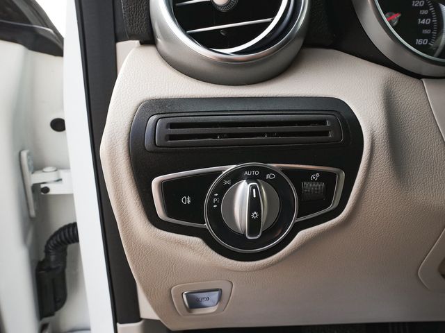 2018 Mercedes-Benz GLC 300 4MATIC - 23088475 - 17