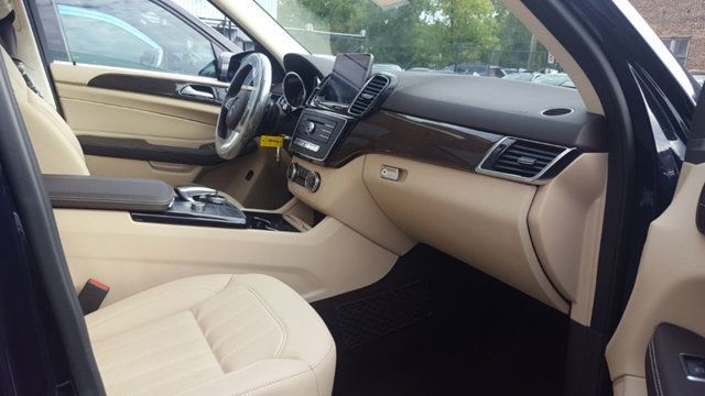 2018 Mercedes-Benz GLE 350 4MATIC w/Panoramic Roof - 18169606 - 9