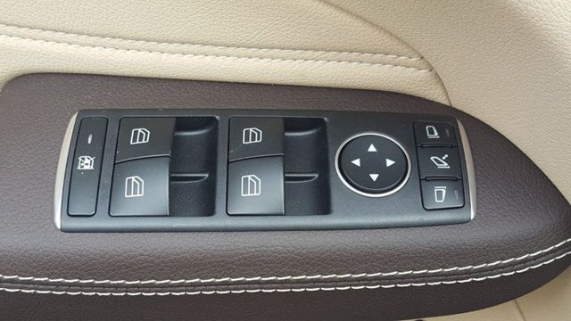 2018 Mercedes-Benz GLE 350 4MATIC w/Panoramic Roof - 18169606 - 16