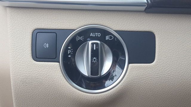 2018 Mercedes-Benz GLE 350 4MATIC w/Panoramic Roof - 18169606 - 18