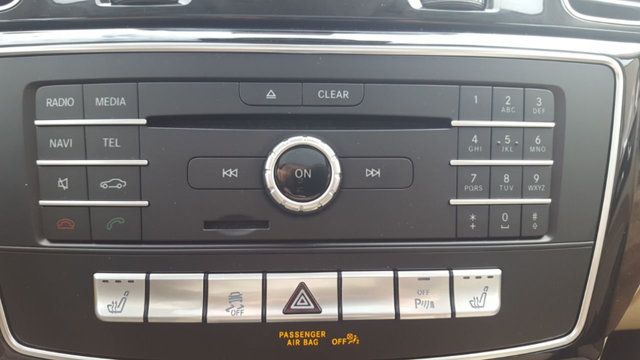 2018 Mercedes-Benz GLE 350 4MATIC w/Panoramic Roof - 18169606 - 26