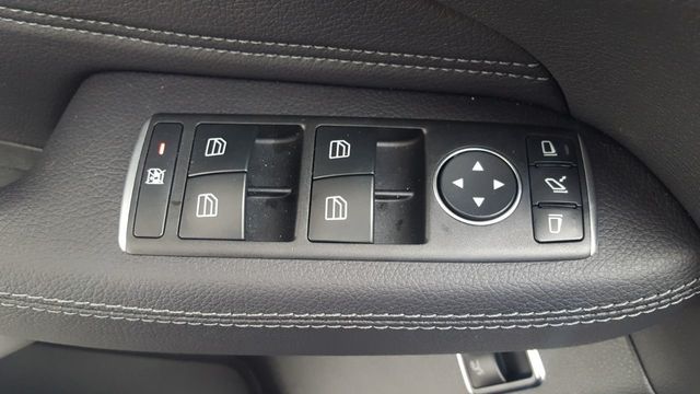 2018 Mercedes-Benz GLE 4MATIC w/Panoramic Roof & Surround View Camera - 18170869 - 15