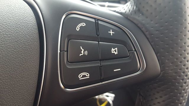 2018 Mercedes-Benz GLE 4MATIC w/Panoramic Roof & Surround View Camera - 18170869 - 18