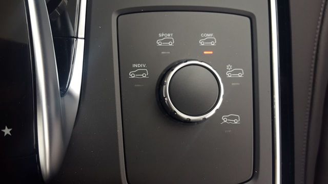 2018 Mercedes-Benz GLE 4MATIC w/Panoramic Roof & Surround View Camera - 18170869 - 21