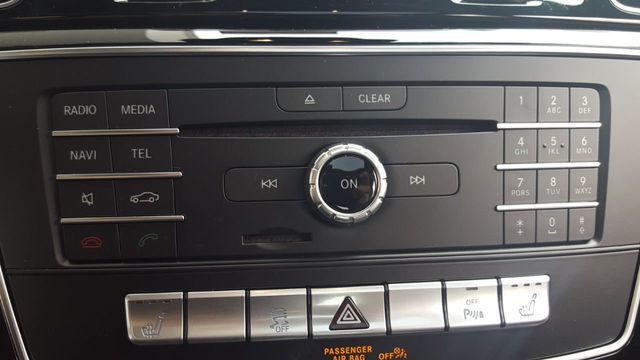 2018 Mercedes-Benz GLE 4MATIC w/Panoramic Roof & Surround View Camera - 18170869 - 23