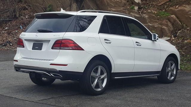 2018 Mercedes-Benz GLE 4MATIC w/Panoramic Roof & Surround View Camera - 18170869 - 3