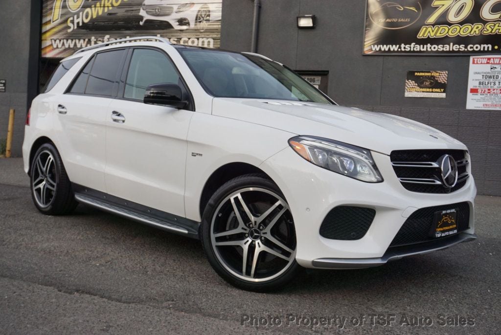 2018 Mercedes-Benz GLE AMG GLE 43 4MATIC SUV PREM 3 PKG PANO APPLE.CARPLAY 21" WHEELS  - 22652341 - 1