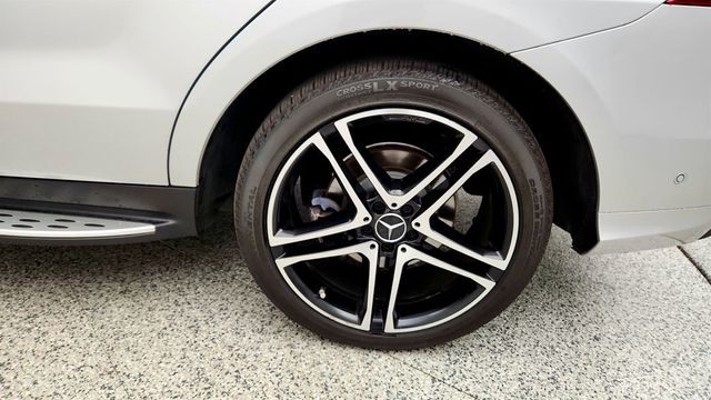 2018 Mercedes-Benz GLE AMG GLE 43 4MATIC SUV w/ Premium 3 Pkg & Leather Seats - 23036377 - 8