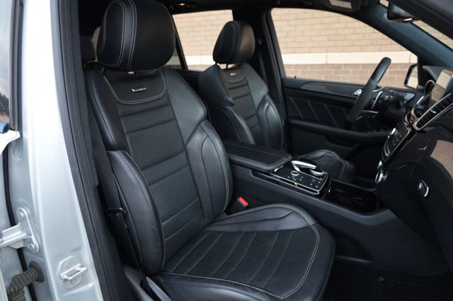 2018 Mercedes-Benz GLE AMG GLE 63 4MATIC SUV - 22932746 - 16