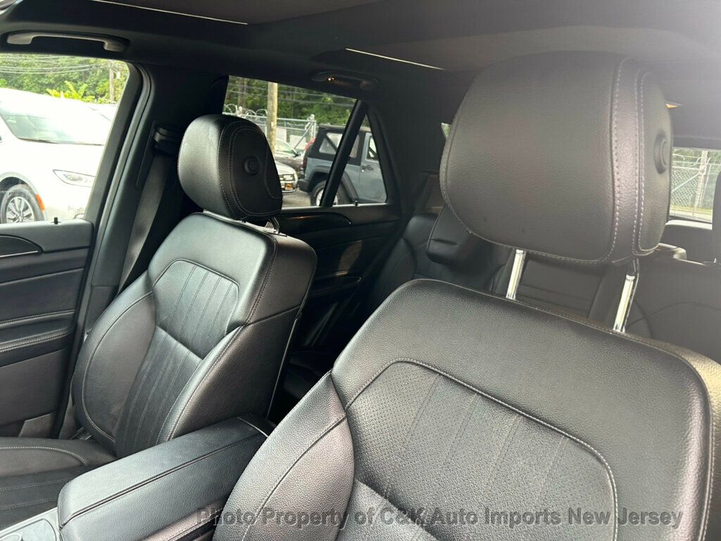 2018 Mercedes Benz GLE 350 4MATIC photo 19