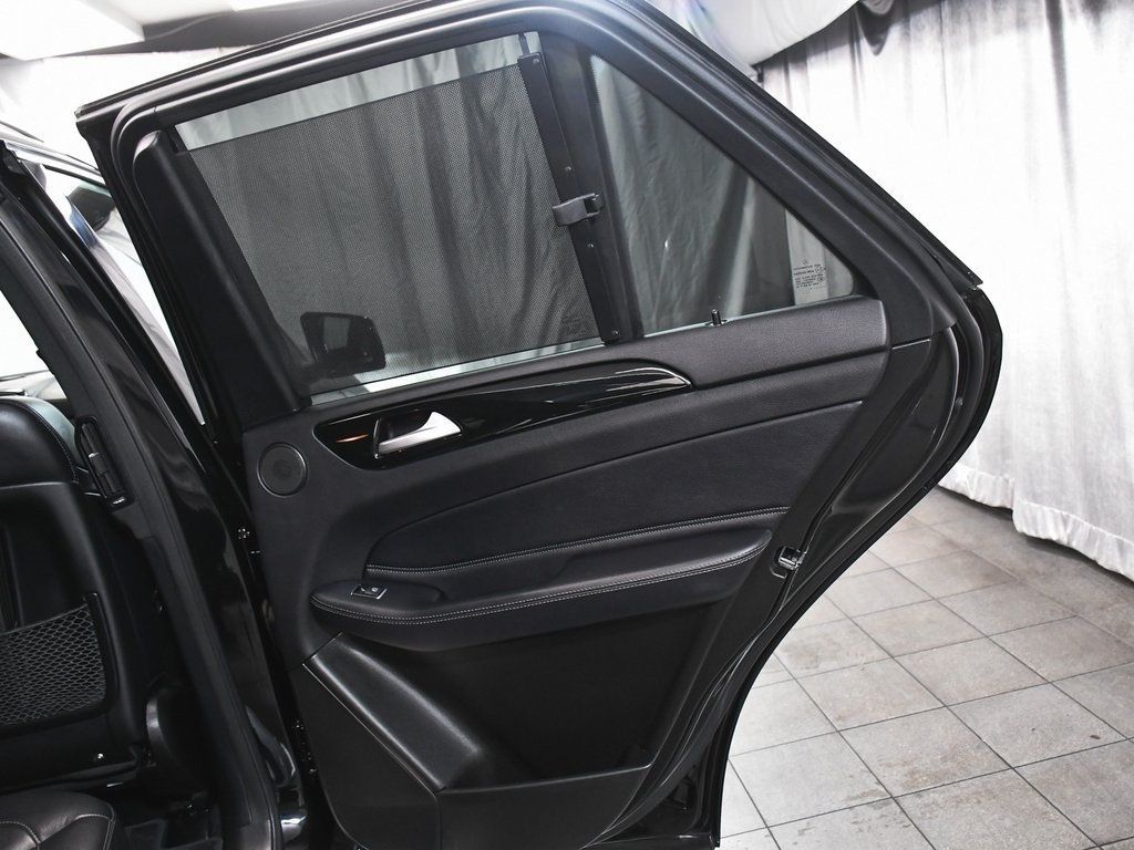 2018 Mercedes Benz GLE 43 AMG photo 16