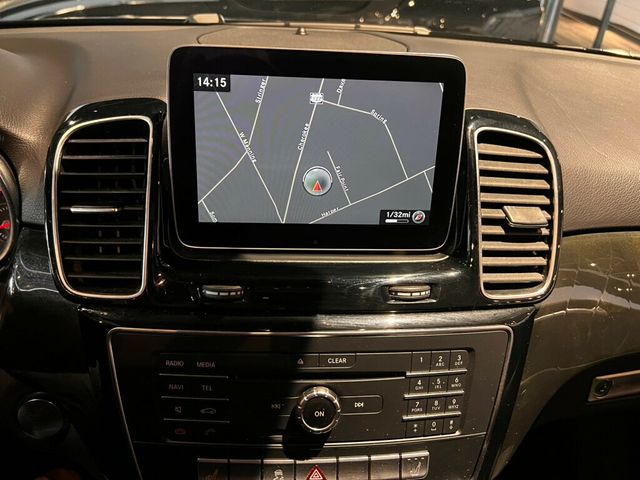 2018 Mercedes-Benz GLE LocalTrade/350/PremiumPkg/HtdSeats/LaneKeepAssist/KeylessGo/NAV - 23010399 - 18