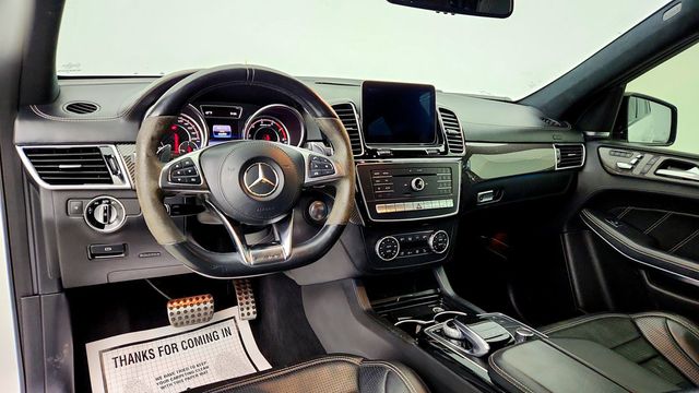 2018 Mercedes-Benz GLS AMG GLS 63 4MATIC SUV w/ 22'' AMG Wheels & Carbon Fiber Trim - 23092251 - 11