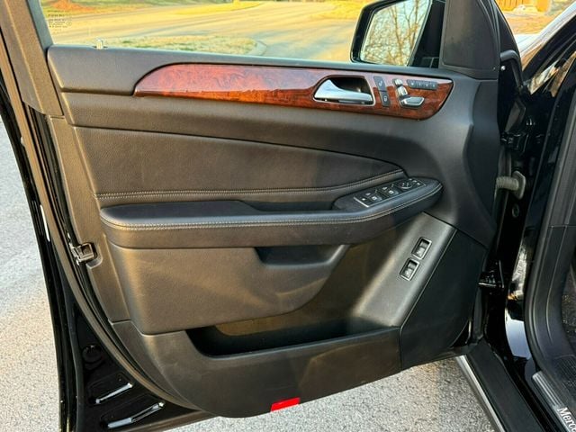 2018 Mercedes-Benz GLS GLS450, 4MATIC, Premium Package, Lane Tracking Pack, Pano Roof - 22991557 - 9