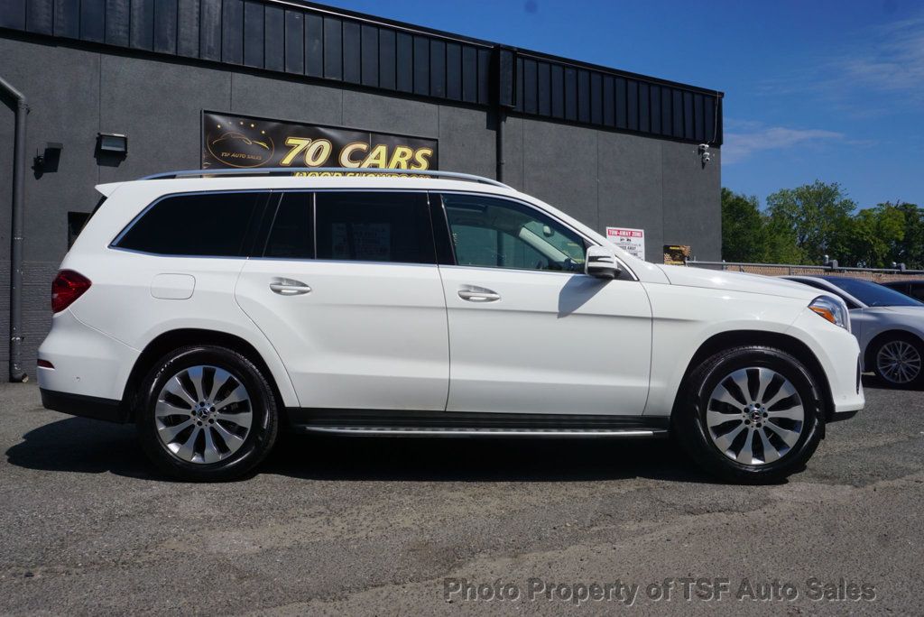 2018 Mercedes Benz GLS 450 4MATIC photo 9
