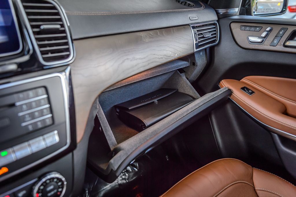 2018 Mercedes-Benz GLS GLS550 4MATIC - BLACK ON BROWN - NAV - THIRD ROW - BLUETOOTH  - 23050011 - 36