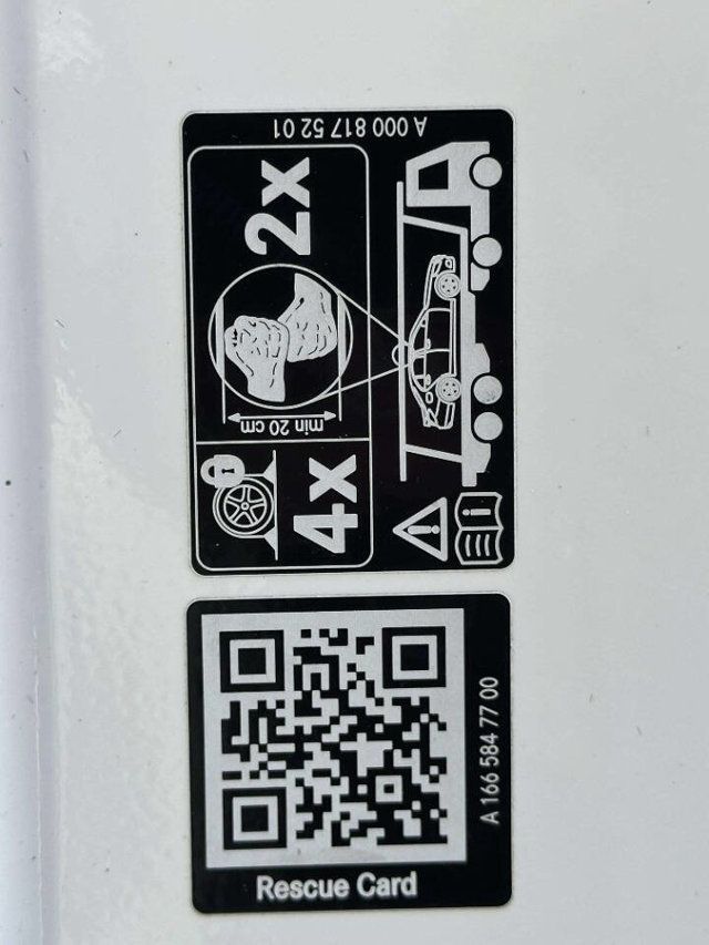 2018 Mercedes-Benz GLS GLS 550 4MATIC SUV - 22937447 - 16