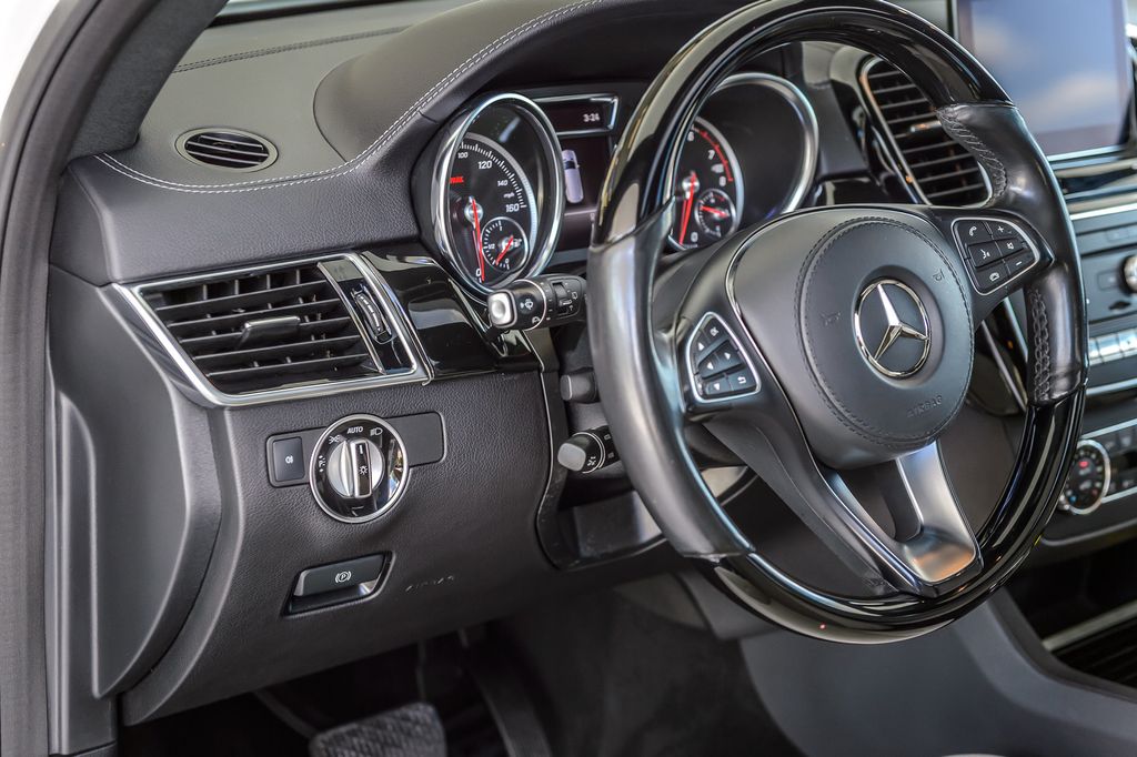 2018 Mercedes-Benz GLS GLS 550 4MATIC SUV - 23053292 - 30