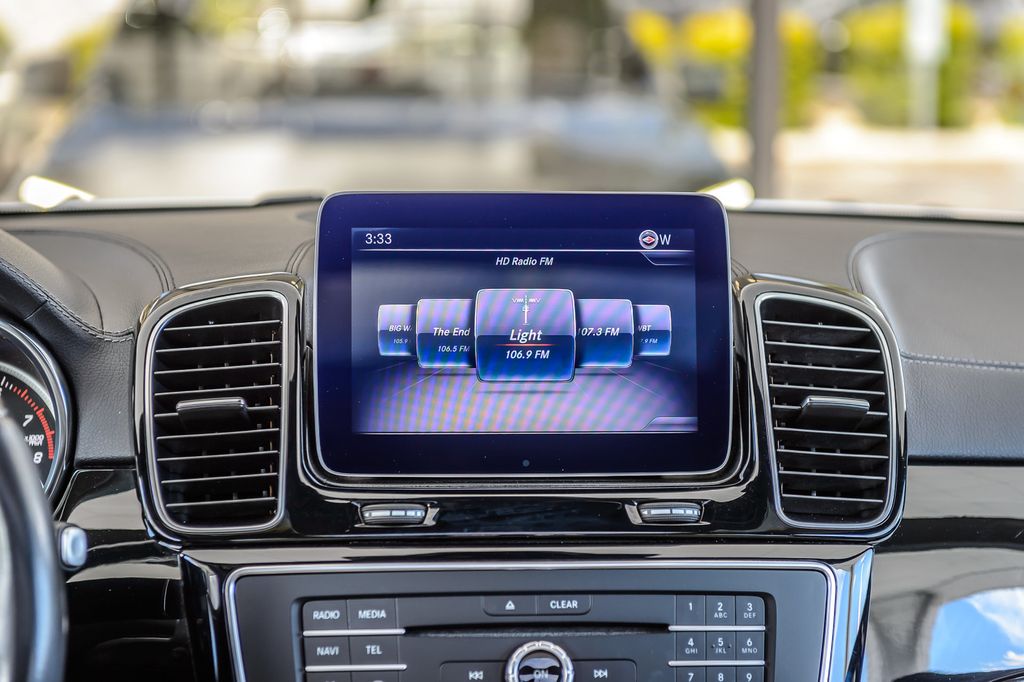 2018 Mercedes-Benz GLS GLS 550 4MATIC SUV - 23053292 - 34