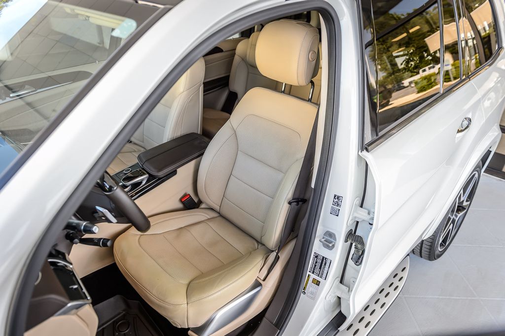 2018 Mercedes-Benz GLS GLS550 4MATIC - WHITE ON BEIGE - NAV - THIRD ROW - BLUETOOTH  - 23071596 - 43