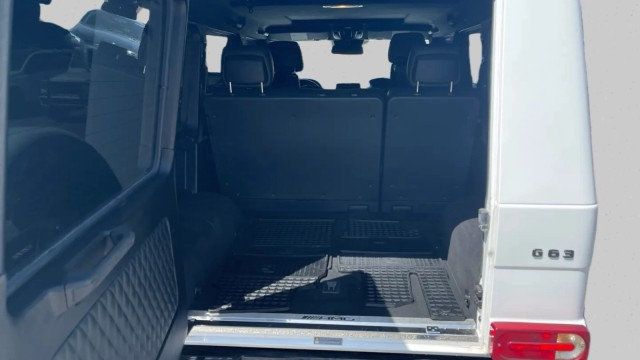 2018 Mercedes-Benz G-Class AMG G 63 4MATIC SUV - 23021430 - 15