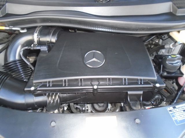 2018 Mercedes-Benz Metris Passenger Van Metris Cargo Van Standard Roof 126" Wheelbase - 22945450 - 29