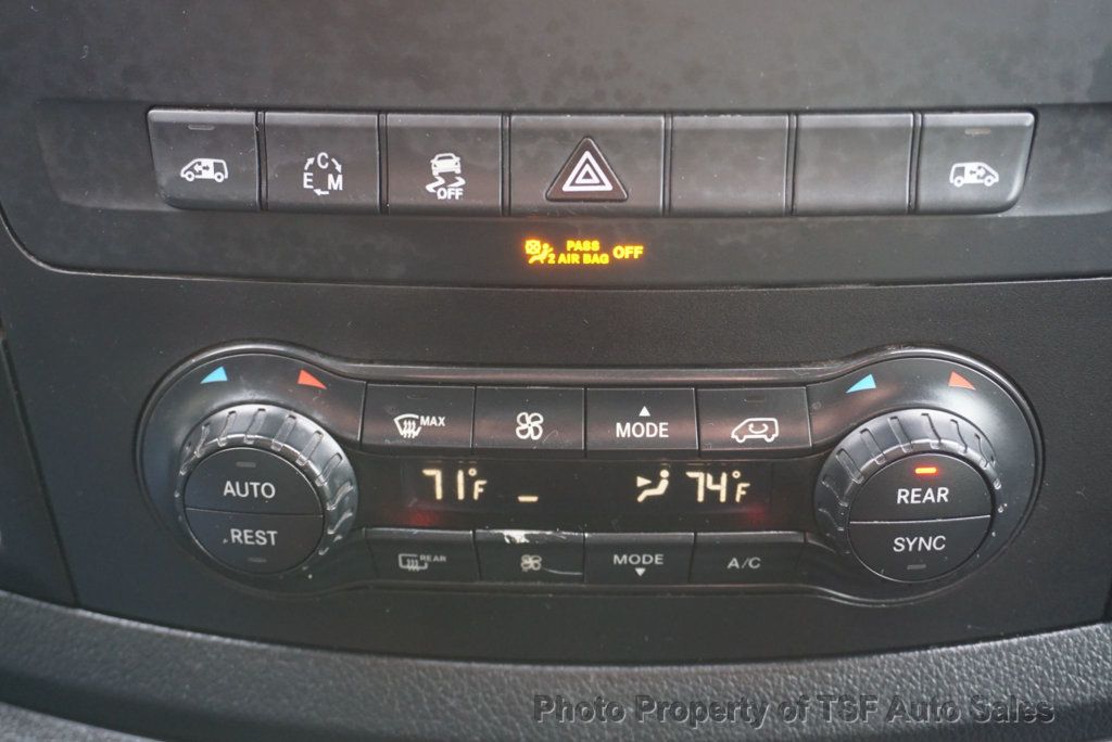 2018 Mercedes-Benz Metris Passenger Van Metris Cargo Van Standard Roof 126" Wheelbase - 22968134 - 19