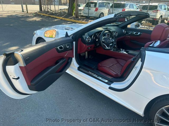 2018 Mercedes-Benz SL SL 550,DRIVER ASSISTANCE PKG,AMG CARBON FIBER TRIM,SOFT CLOSE DO - 23033226 - 28