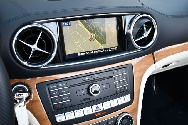 2018 Mercedes-Benz SL SL 550 Roadster W/Driver Assistance Package - 22958768 - 12