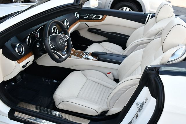 2018 Mercedes-Benz SL SL 550 Roadster W/Driver Assistance Package - 22958768 - 13