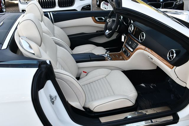 2018 Mercedes-Benz SL SL 550 Roadster W/Driver Assistance Package - 22958768 - 17