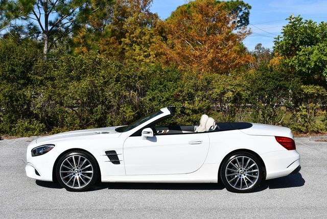 2018 Mercedes-Benz SL SL 550 Roadster W/Driver Assistance Package - 22958768 - 26