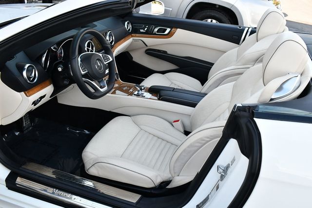 2018 Mercedes-Benz SL SL 550 Roadster W/Driver Assistance Package - 22958768 - 54